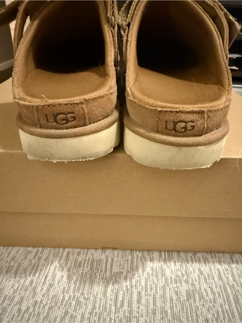 UGG Women’s Size 8 Chestnut Suede Slide Clog with Adjustable Strap - Picture 3 of 8